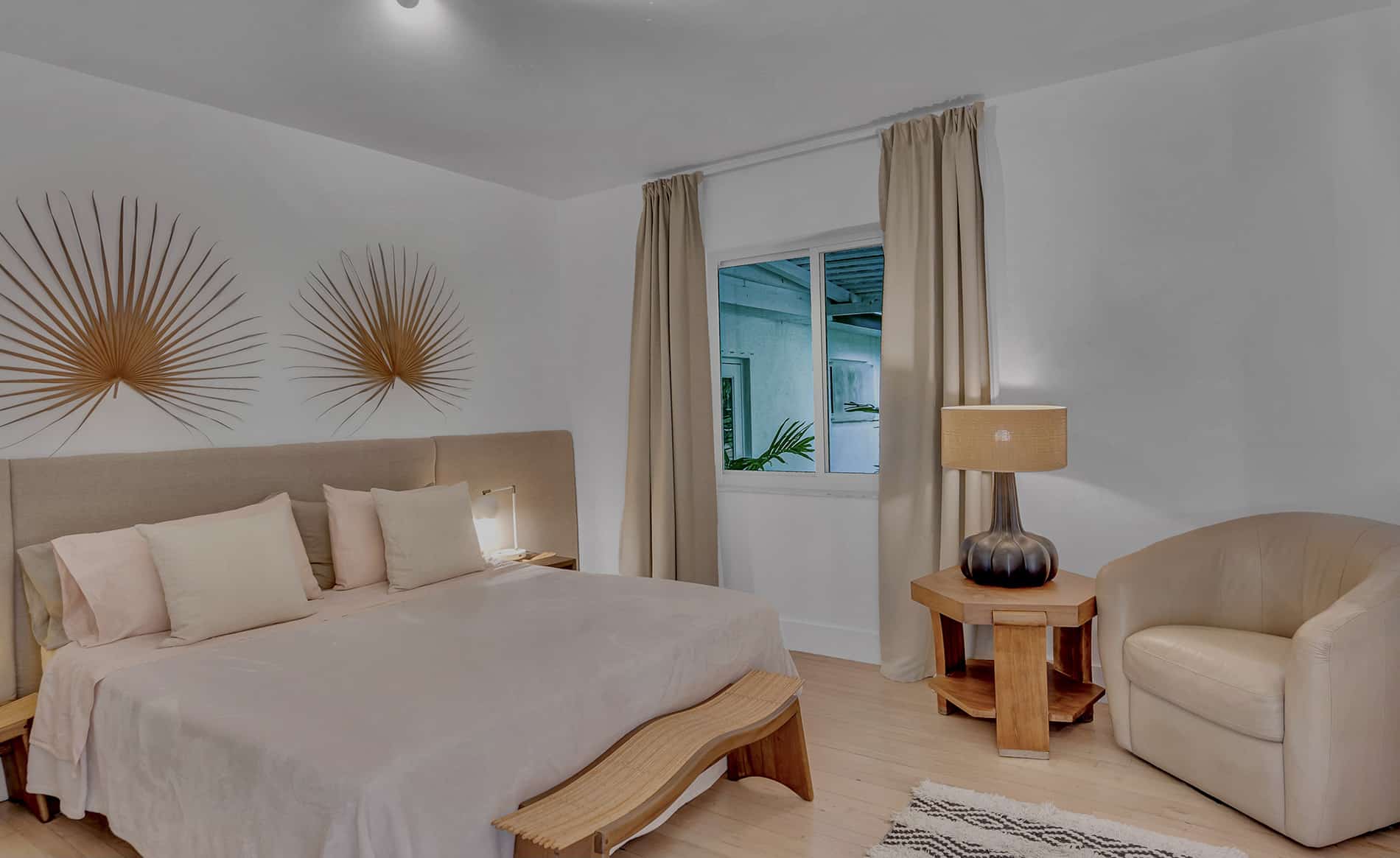 Coconut Grove home renovation - main bedroom, designed by Beatrice Leupold Coconut Grove home renovation - main bedroom, designed by Beatrice Leupold